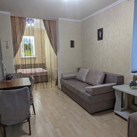 Таунхаус Біля Жд Вокзала Vinnicja Kültér fotó